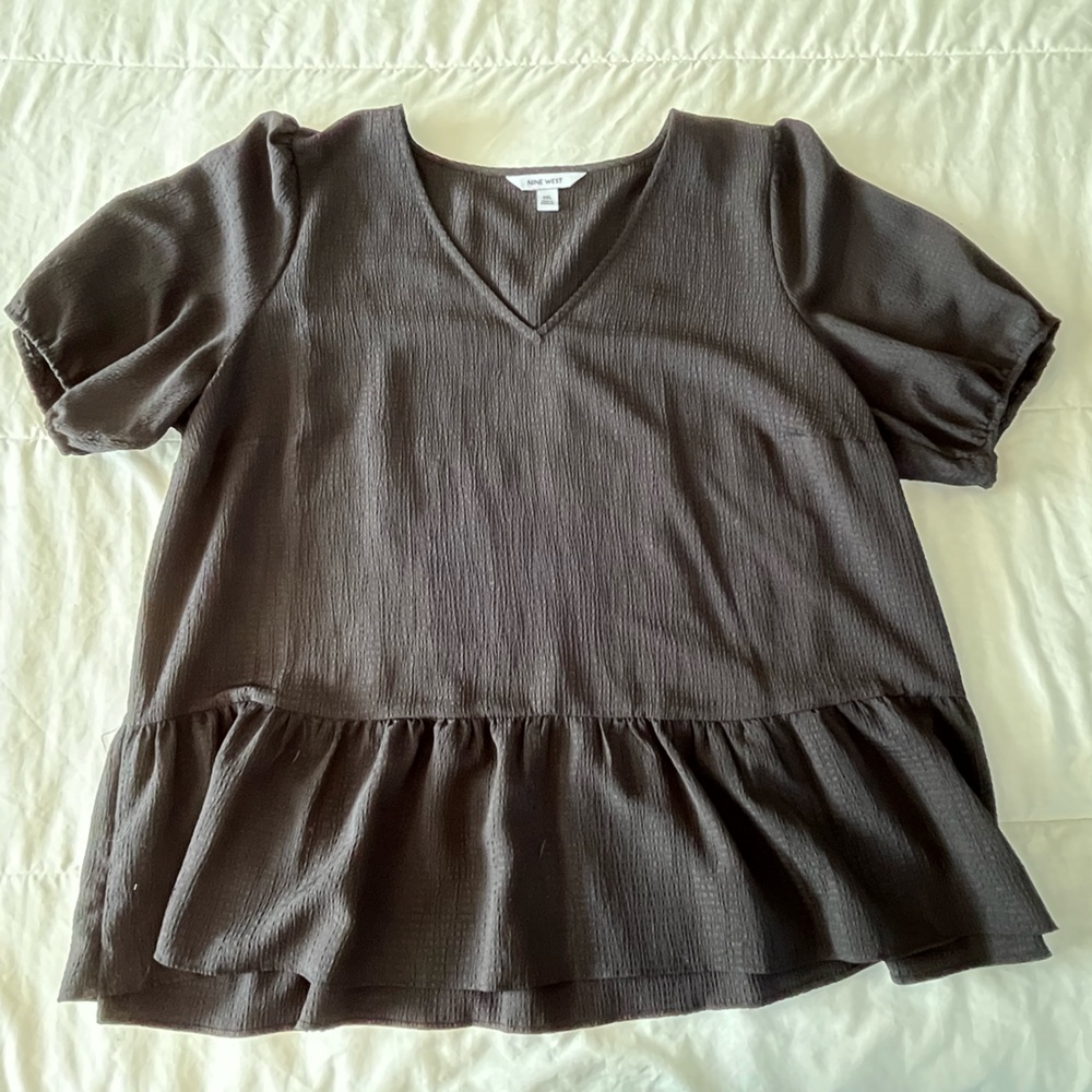 Nine West peplum style top xxl